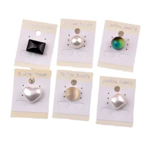 Set mit 6 magnetischen Hijab-Pins und Broschen mit Perlen- und Edelstein-Designs