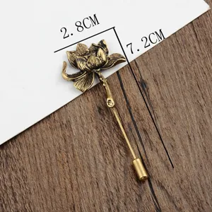 Antieke gouden lotusbloem speld broche, 7,2 cm x 2,8 cm, vintage stijl detailbeeld