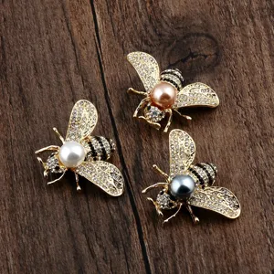 3D Biene Brosche Pins Für Damen Legierung Eingelegte Strass Künstliche Perle Europäische Vintage Tierbrosche Für Anzug Kleid Hochzeit Schmuck