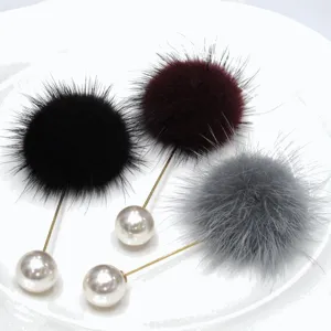 Koreanische Mode Nerzfell Pompon Brosche Mit Künstlicher Perle Gold Legierung Lange Nadel Pin Elegante Kleidung Dekorschmuck Für Damen
