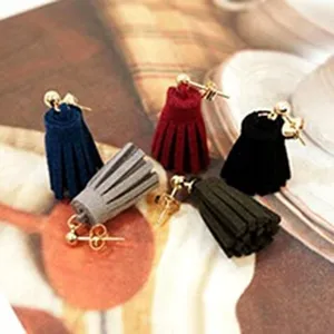Elegante bunte Quasten-Ohrstecker Set für Damen in gemütlichen Herbst und Winter Stilen