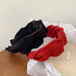 Elegant red and black knitted pleated headbands for autumn winter high-volume hair look