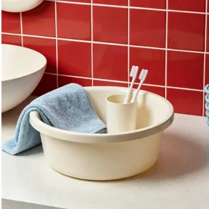 Langlebiges Kunststoff Waschbecken Set mit Handtuch für Studentenwohnheim Bad Nutzung.