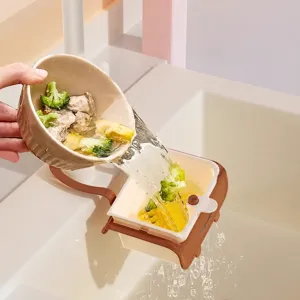 Panier d'égouttoir d'évier suspendu avec filtre à couvercle pour déchets de cuisine.