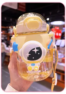 Cute astronaut children water bottle with straw and strap large capacity yellow cup