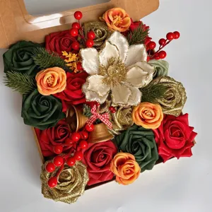 Fleurs Artificielles de Noël Boîte Cadeau DIY Maison Extérieur Arrangement Floral Rose Baie Aiguille de Pin Artisanat