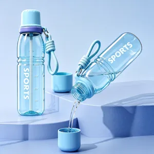 Portable large capacity plastic water bottle with straw and pouring design for sports outdoor.