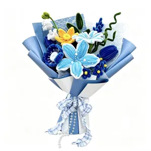 Bouquet de fleurs cure-pipe fait main cadeau fini pour la Saint-Valentin et anniversaire