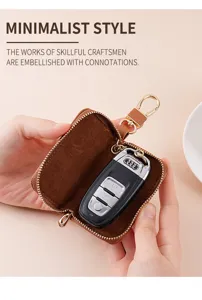 Astuccio per chiavi auto in pelle con cerniera da donna dettaglio con spazio interno.