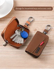 Etui a cles en cuir marron avec fermeture eclair et crochet pour ranger vos cles en toute securite.