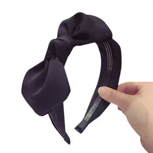Eleganter schwarzer Haarreif mit Schleife und rutschfesten Zähnen, handgefertigter Haarschmuck