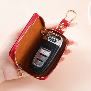 Rotes Leder Autoschlüssel Etui mit Punktmuster, Metallreißverschluss und Schlüsselanhänger