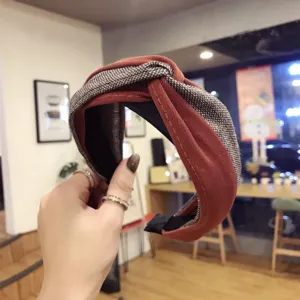 Stylish color-blocked fabric cross headband for women in elegant warm autumn tones