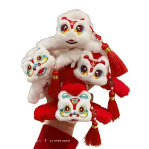Pinzas para el pelo de peluche danza del león chino en rojo y blanco con borlas elegantes