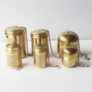 Goldfarbener Edelstahl Tee-Ei Sieb Filter Maschenball für losen Tee mit Kette und Haken.