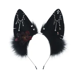Cerchietto con orecchie di lupo gotiche nere per cosplay, orecchie pelose con catena e croce.