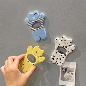 Creative bear magnetic fridge magnet and beer bottle opener, cute portable kitchen tool.