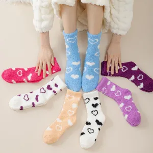 Damen Korallenvlies Socken Herz Muster Warm Verdickt Flauschig Schlafsocken Weich Thermische Hausbodesocken Damen Heimbekleidung