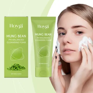 HOYGI Mung Bean PH-Balanced Cleansing Foam 80g gently cleanses pores, hydrates and nourishes skin.