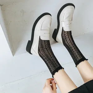 Calzini neri in pizzo stile giapponese con motivo a treccia traforata per moda Lolita