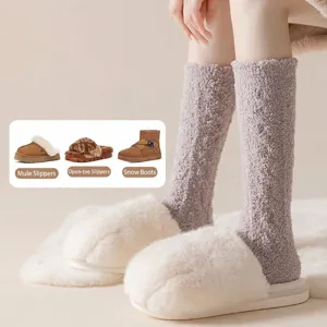 Gemütliche Wintersocken aus Fleece für Damen in Lila