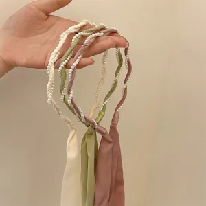 Diadema elegante de satén y perlas con cintas largas para mujer, varios colores.