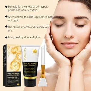 Mascarilla nocturna envolvente de mucina de caracol VIARELINE con brocha para hidratación.