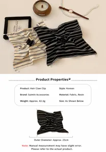 Vue détaillée de la pince à cheveux en tissu rayé avec dimensions et détails