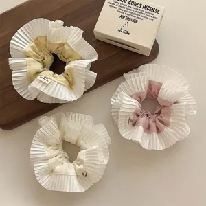 Chouchou Plissé en Dentelle à Double Couche pour Femmes Taille Moyenne Attache Cheveux en Tissu Élégant Fleur de Cheveux Douce