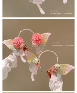 Cerchietto con fiori e perle e ali di farfalla iridescenti per bambine