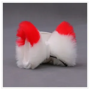 Jolie pince à cheveux oreilles de chat en peluche style Lolita rouge blanc duveteux.