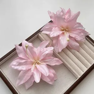Pinza para el Pelo con Flor de Lirio 3D Hecha a Mano para Mujer Estilo Hada Flor de Tela Pinza Lateral Accesorios para el Cabello de Playa