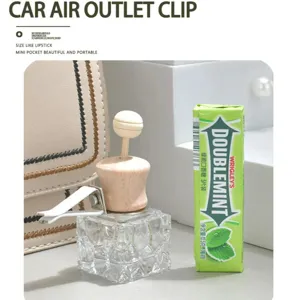 Portable car air outlet perfume bottle aromatherapy diffuser glass bottle with wooden cap.