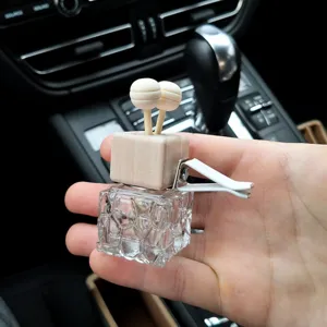 Car vent perfume bottle glass essential oil diffuser bottle with wooden cap and sticks