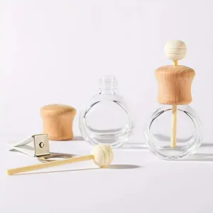 Car air vent perfume glass bottle with wooden cap and diffuser stick, aromatherapy diffuser.