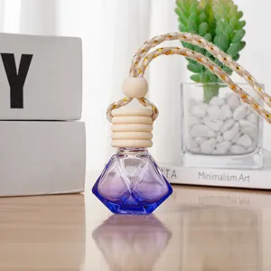 Diamond Glass Car Perfume Bottle Hanging Aromatherapy Diffuser Ornament with Wooden Cap