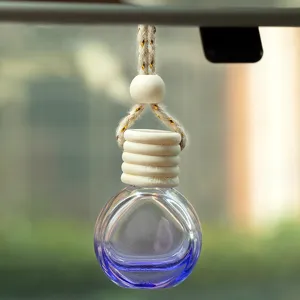 Hanging car perfume glass bottle detail, cute wooden cap aroma diffuser pendant for auto interior.