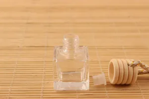 Clear square glass car perfume bottle pendant with wooden cap and hanging rope, 8-10ml.