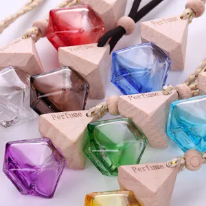 Bottiglia di profumo per auto in vetro diamante colorato con tappo in legno fine
