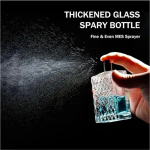50ml verdickte Glas Parfum Sprühflasche mit feiner Sprühpumpe für Reisen und den täglichen Gebrauch.