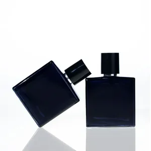 Dunkelblaue quadratische Glas-Parfümflasche leere Kosmetik-Sprühbehälter für die Reise.