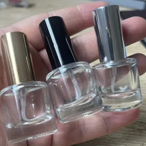 8ml square glass perfume sample bottle with spray pump, portable cosmetic atomizer.
