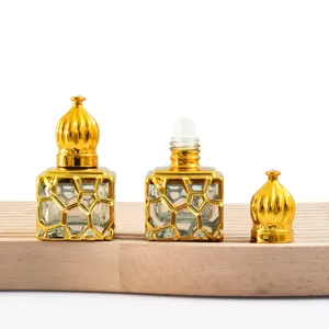 10ml vierkante glazen etherische olie rollerfles met gouden geometrische dop.
