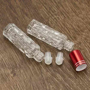 6ml leere glas roller flasche ätherisches öl parfüm flasche mit rotem deckel detailansicht