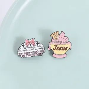 Pines de esmalte religiosos inspiradores con frases de fuerza y dulzura con Jesús