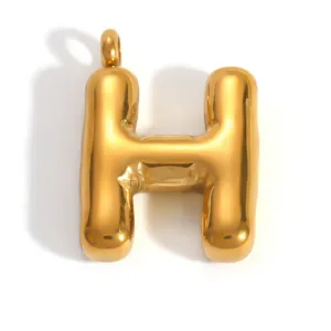 Détail d'un pendentif lettre H bulle en acier inoxydable poli doré à l'or fin