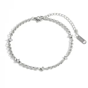 Vista dettagliata del bracciale in acciaio inossidabile argento con pietre zircone.