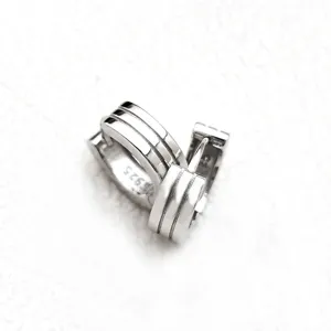 Orecchini a cerchio minimalisti in argento sterling S925 con design a tre linee rigate
