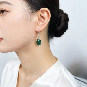 Eleganti orecchini a goccia in calcedonio verde e argento S925 per donne raffinate
