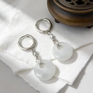 Orecchini a cerchio in argento S925 stile cinese con pendenti in giada bianca